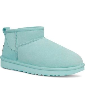 UGG ultra mini classic boots in sky 10